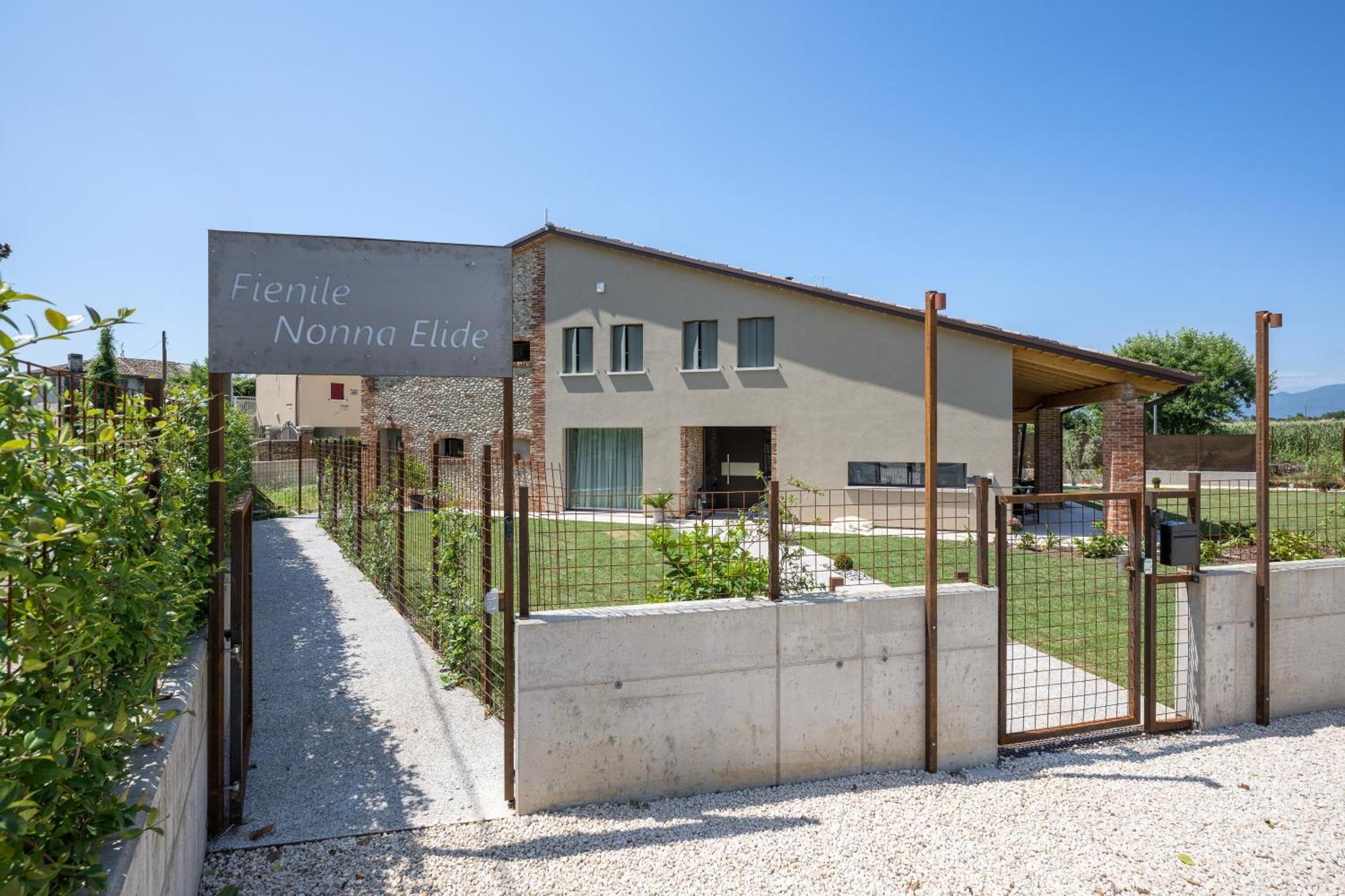 Fienile Nonna Elide Hotel Altivole  Екстериор снимка
